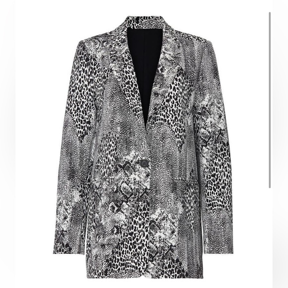 AFRM Animal Print Curtis Blazer in black&while print- XS - Picture 2 of 7